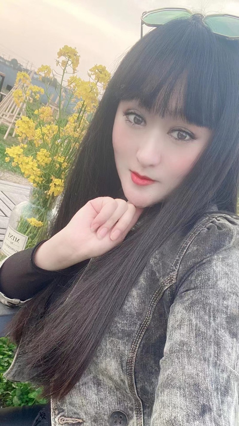 杨燕.jpg 杨燕.jpg